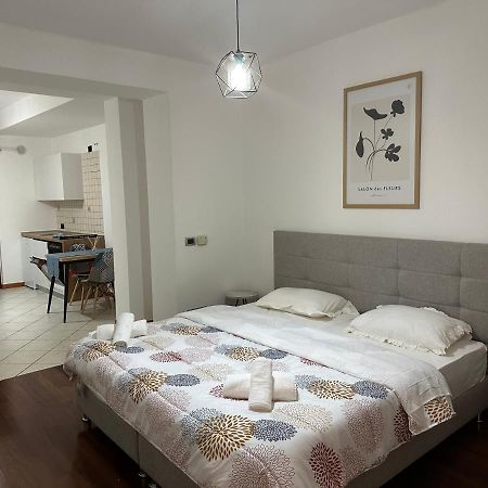 City Center Shkodra B&B Exterior photo