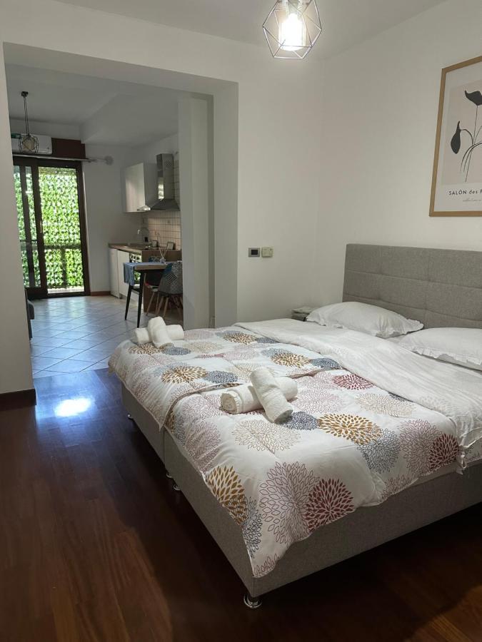 City Center Shkodra B&B Exterior photo